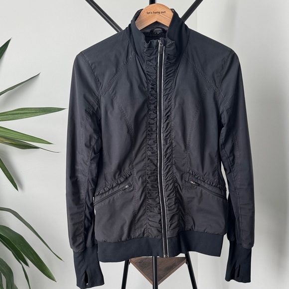LULULEMON Back On Track Jacket | Black | 10 Women’s Medium - Picture 2 of 12